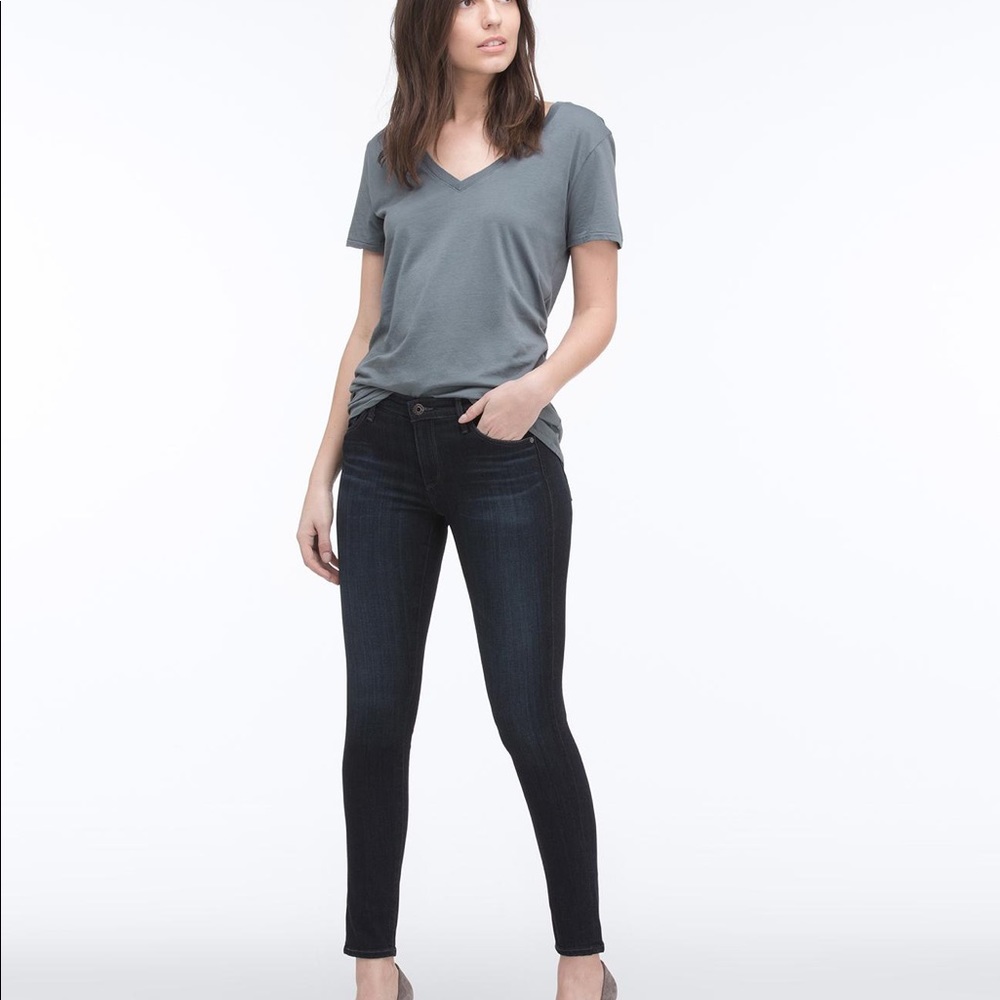 AG Jeans THE LEGGING ANKLE size 24